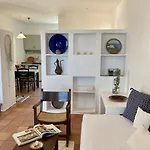 Alkyonis Kamares (Sifnos)