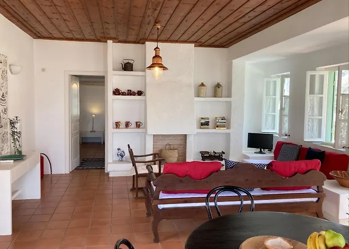 Alkyonis 카마레스