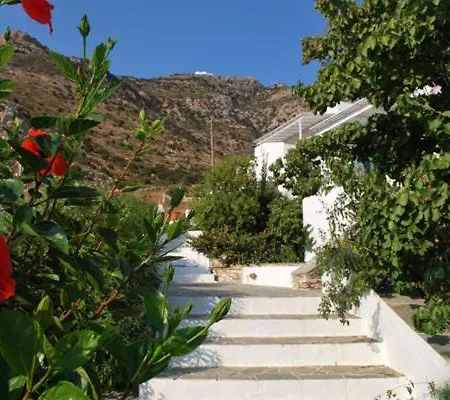 Ξενοδοχείο με διαμερίσματα Alkyonis