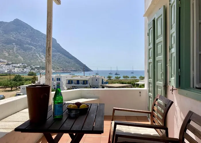 מלון דירות Alkyonis קאמארי