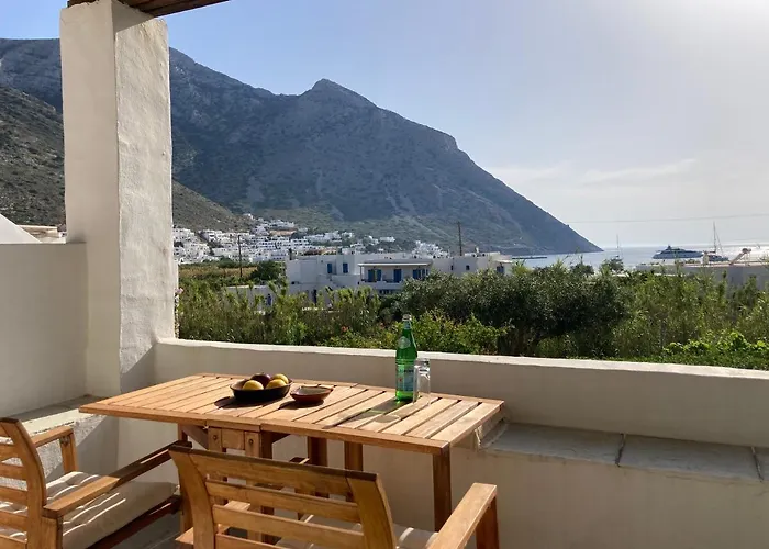 Alkyonis מלון דירות 3*